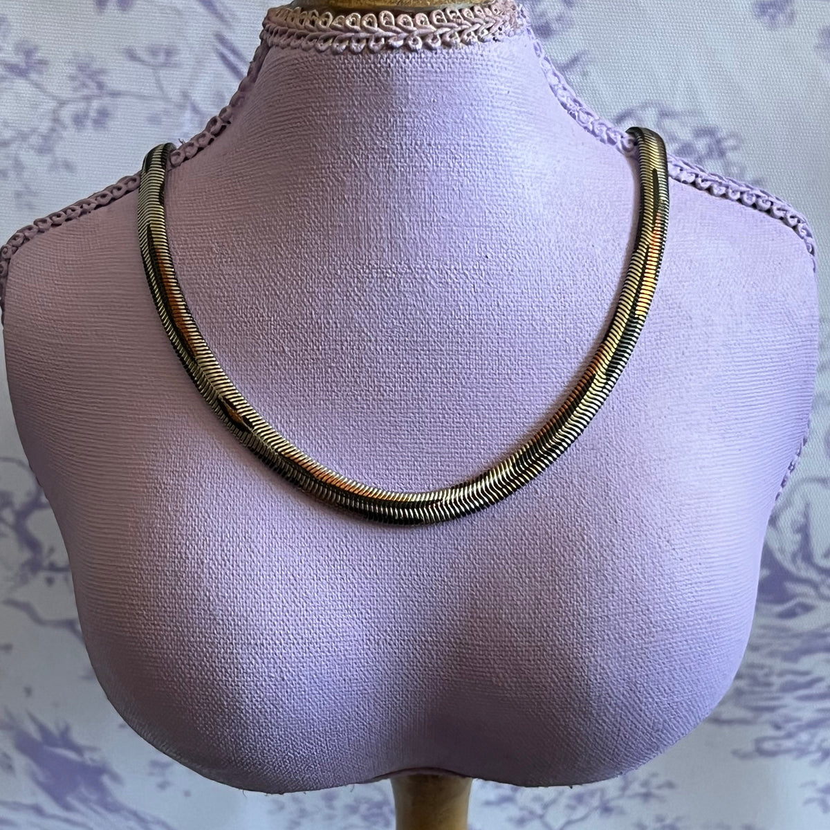 Silver Leopard Print Snake Chain Necklace