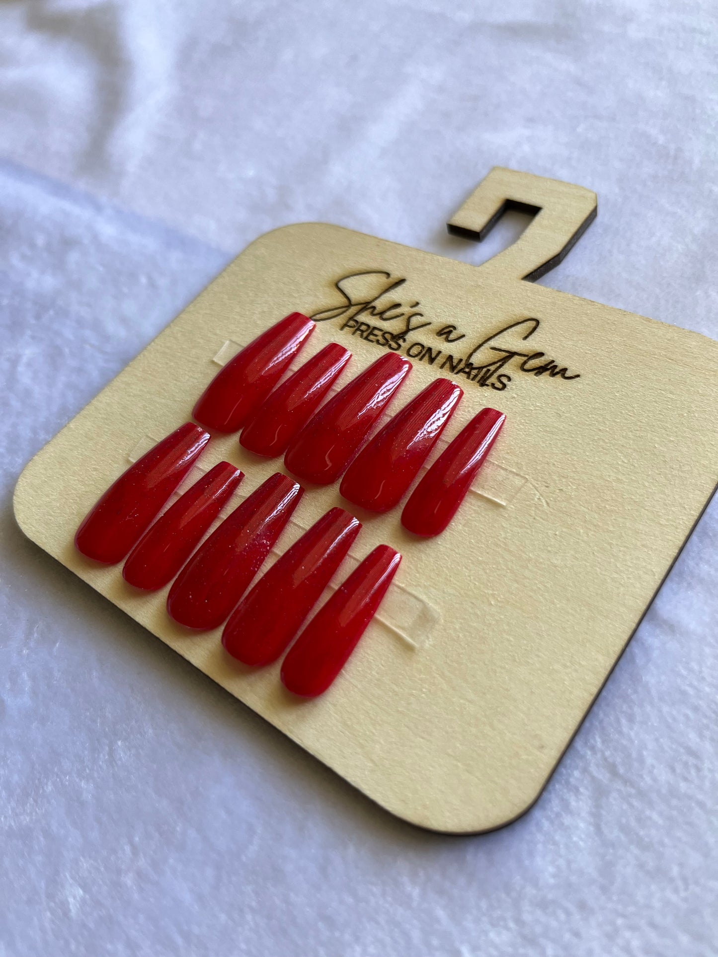 Lady Ruby Press on Nails