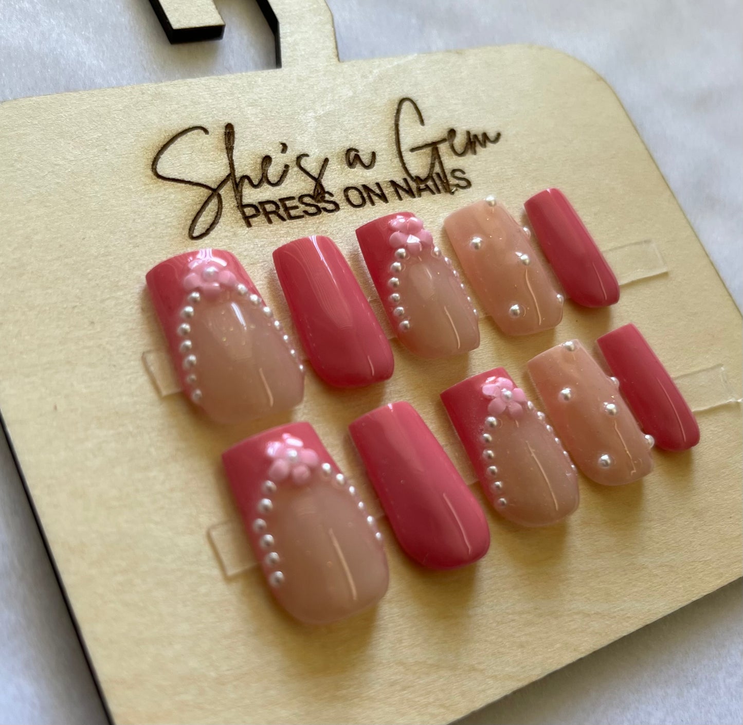 Pearly Blush Press on Nails