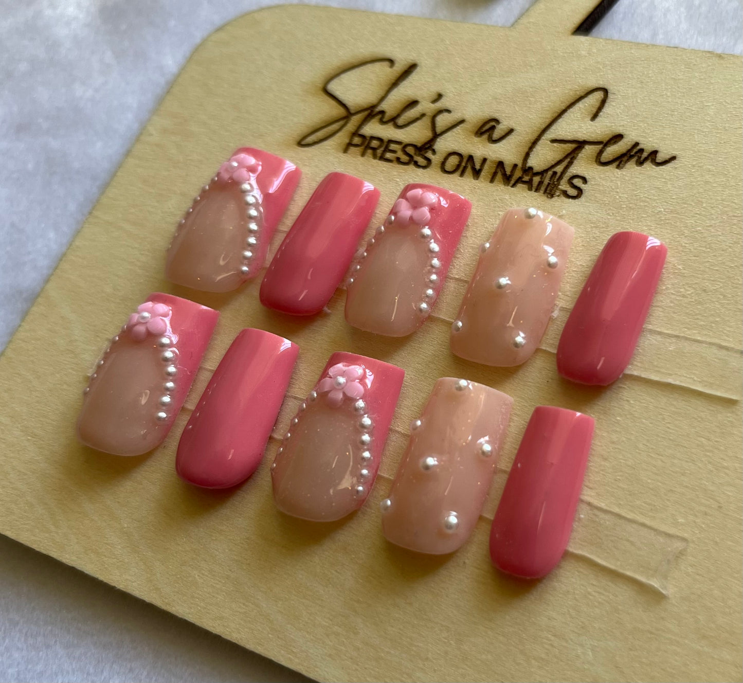 Pearly Blush Press on Nails