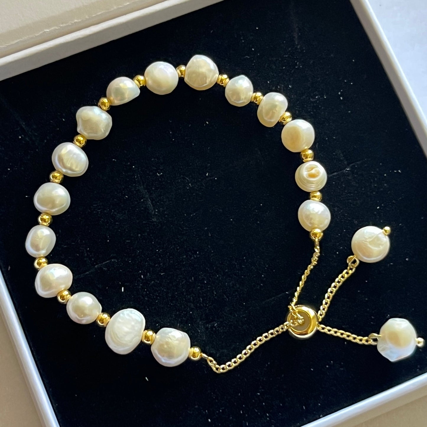Eternal Pearl Gem Bracelet
