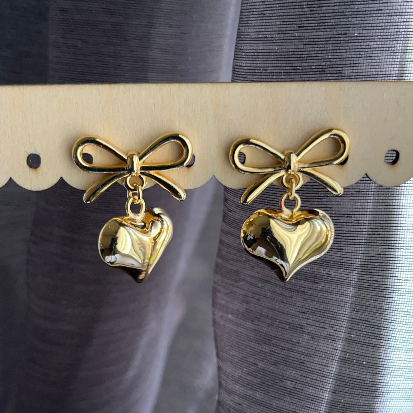 Gold Filled Bow Heart Stud Earrings