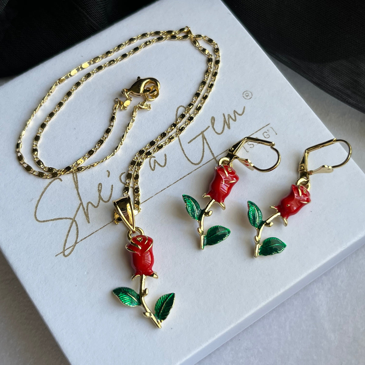 Red Rose Necklace & Earring Set