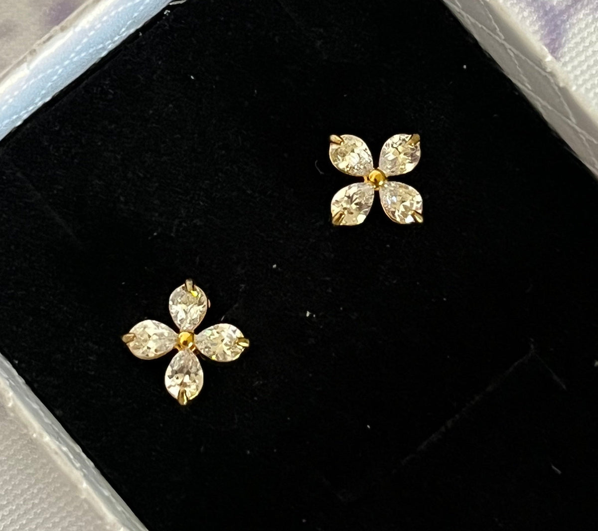 Gold Four-Leaf Clover Zircon Stud Earrings
