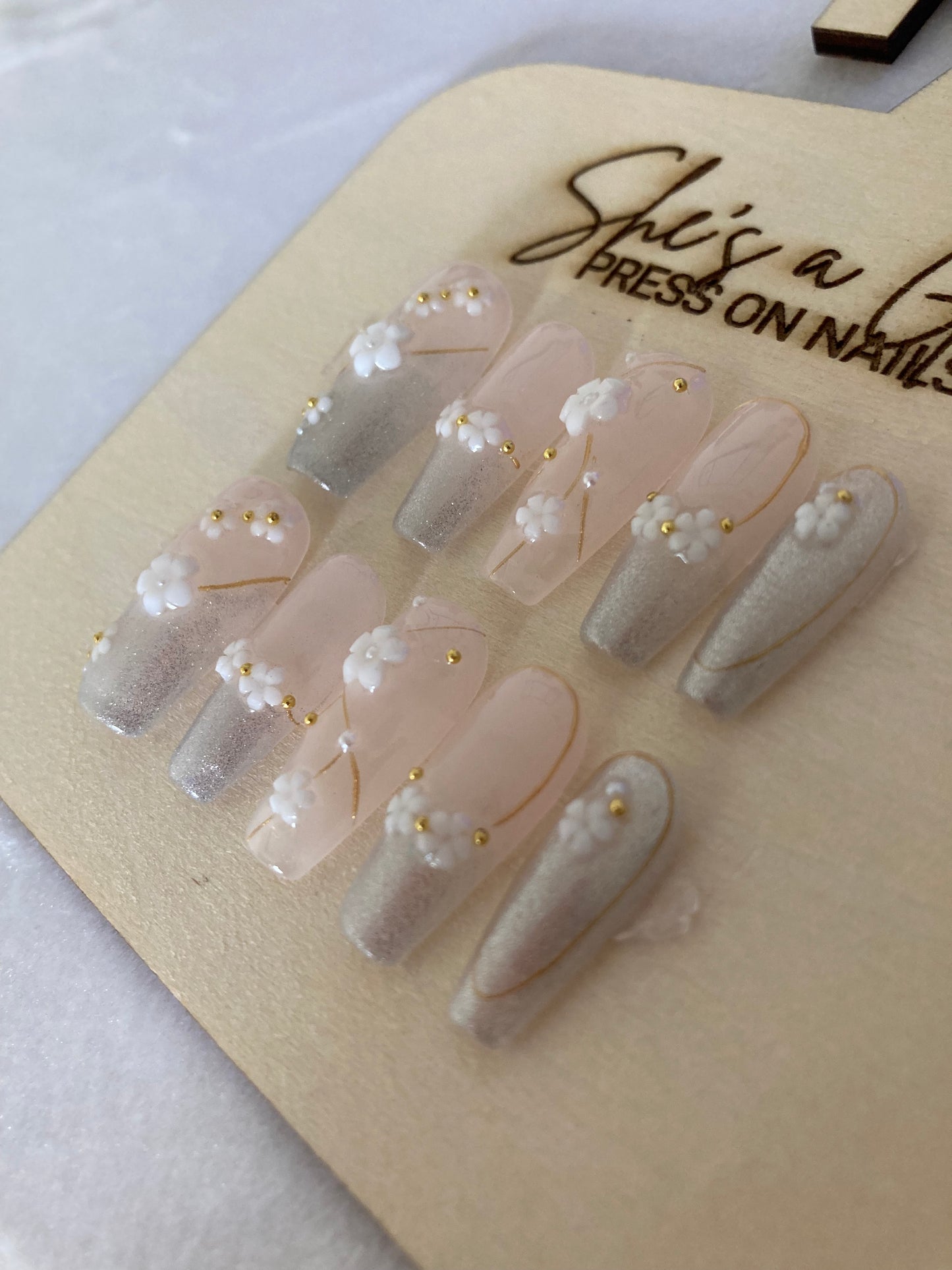 Golden Bloom- 3D Floral Press-On Nail Set