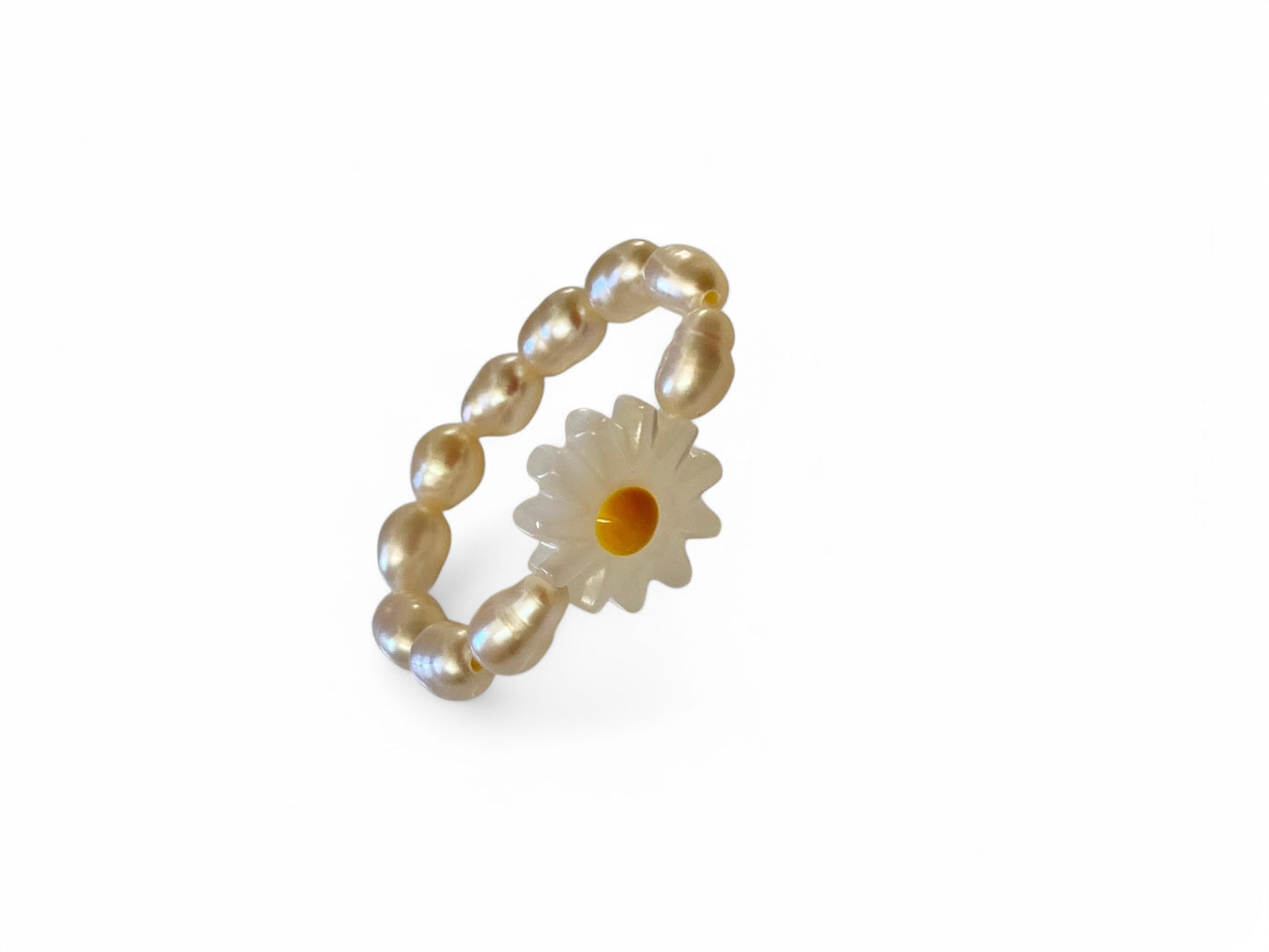 Little Daisy Pearl Ring
