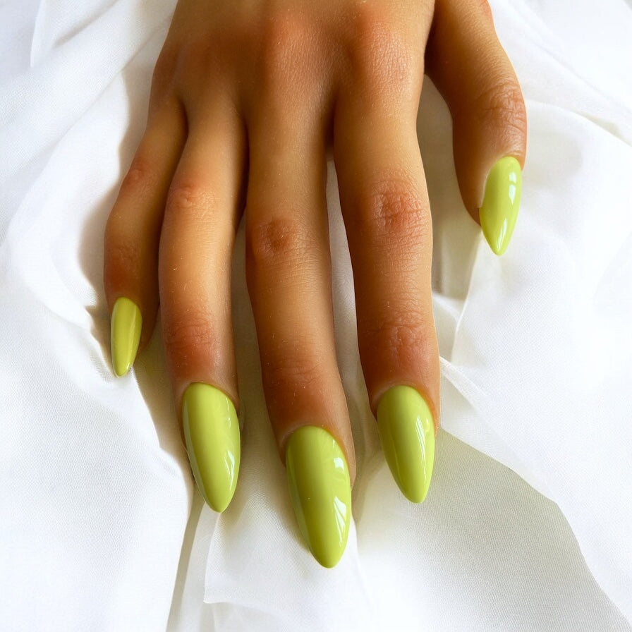 Peridot Pop-Press on Nails
