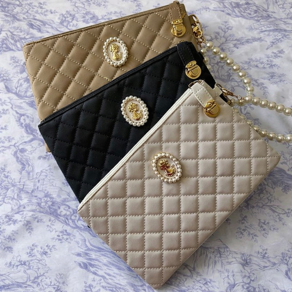 Vintage Style Cameo Head Quilted Pouch with Pearl Wristlet