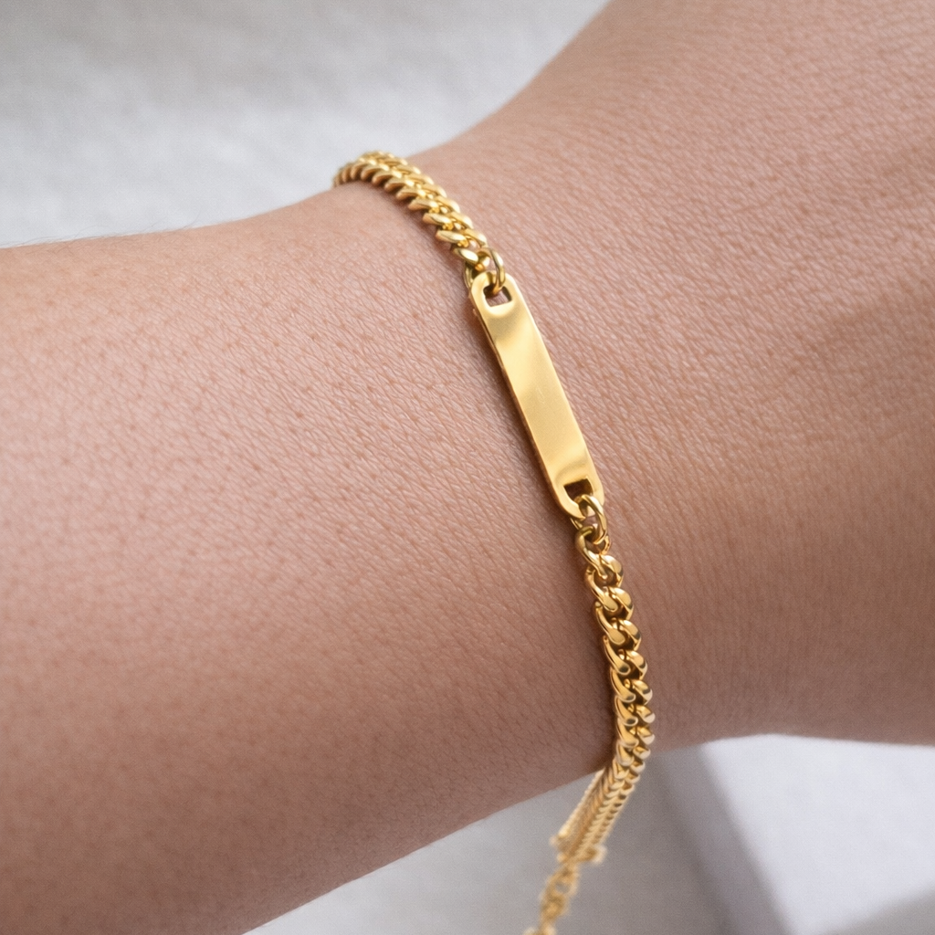 18K Gold PVD Stainless Steel Engravable Curb Chain Bar Bracelet