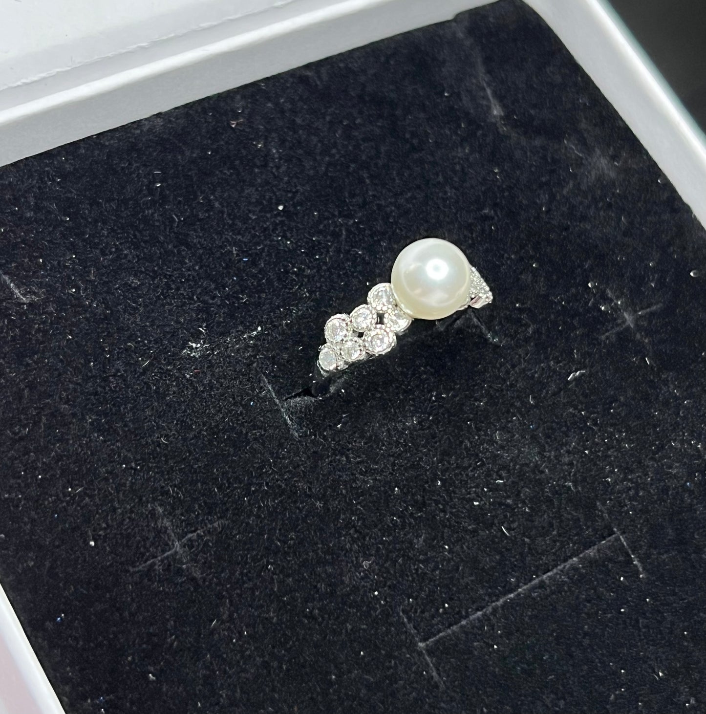 Silver Imitation Pearl Adjustable Ring – Floral Design