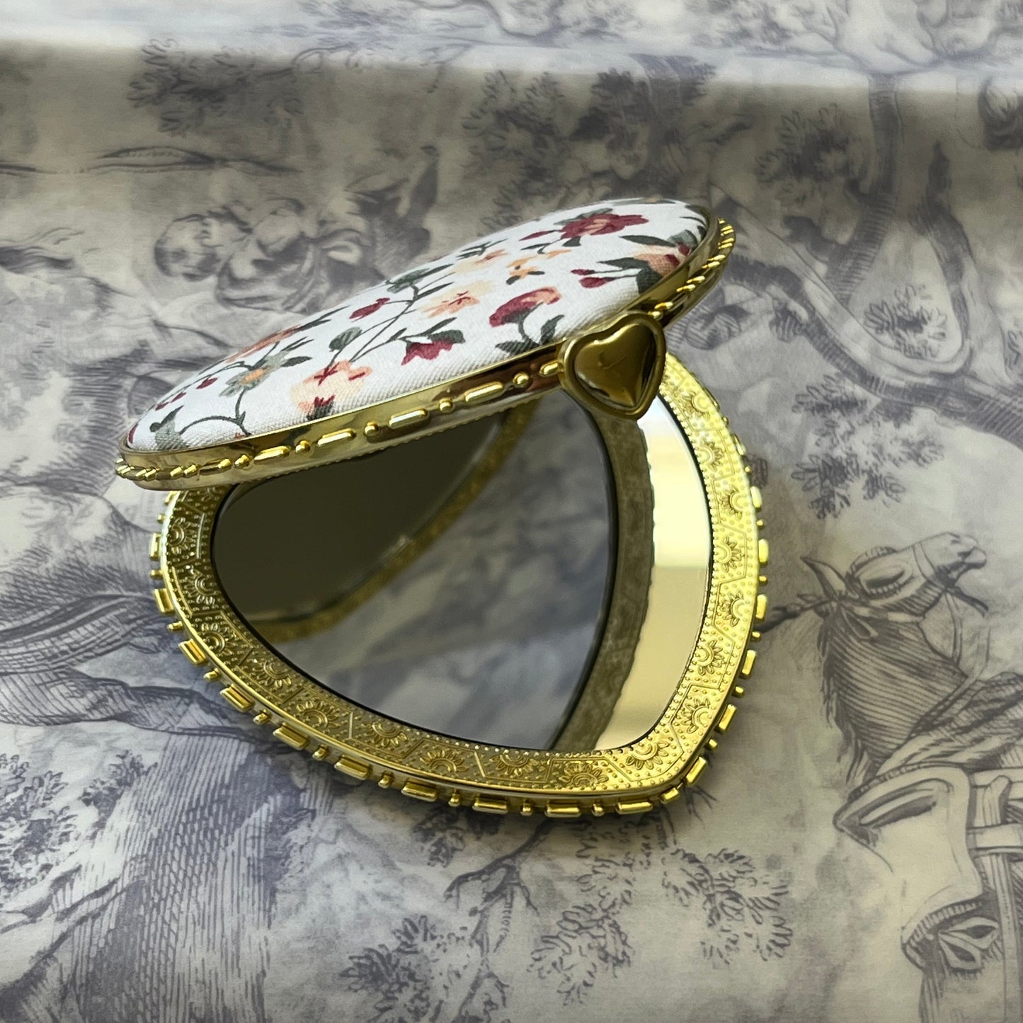 Heart Shaped Floral Print Compact Mirror