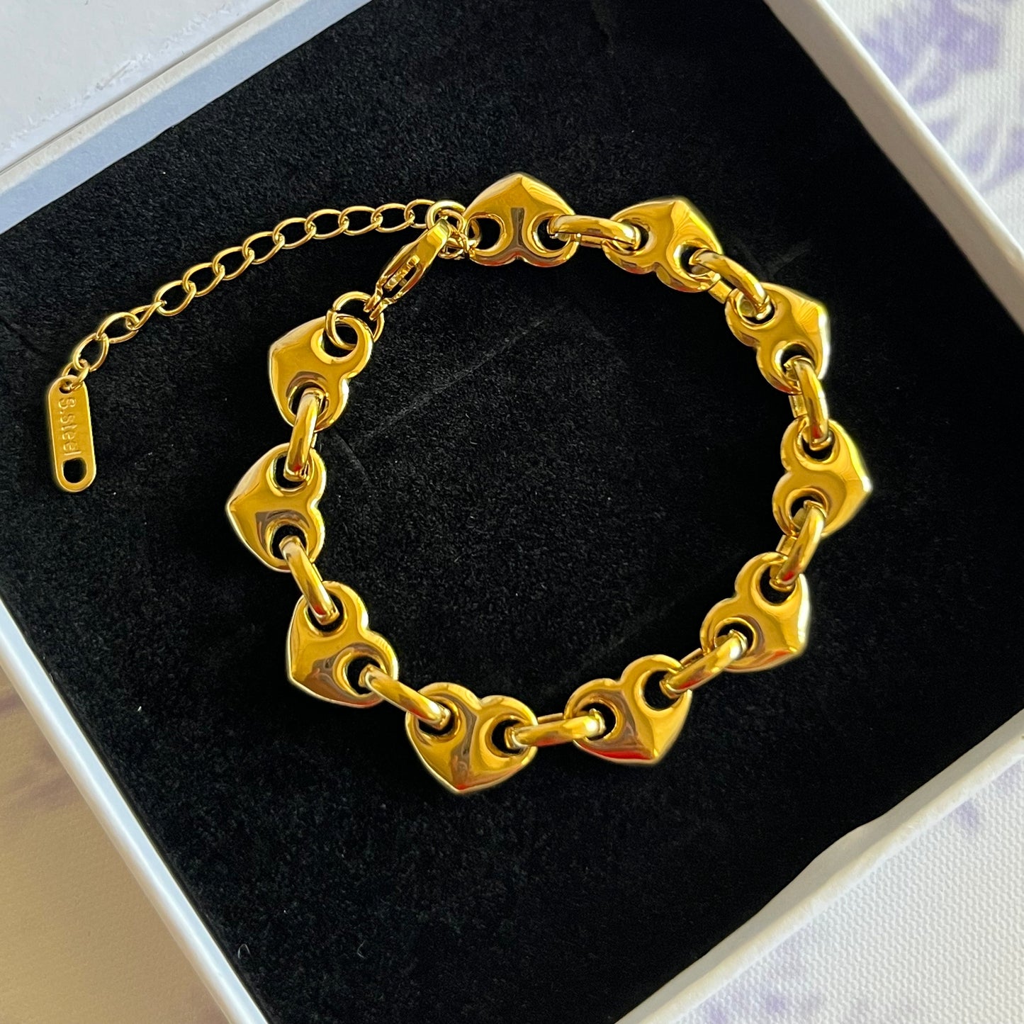 Luxe Heart Link Bracelet