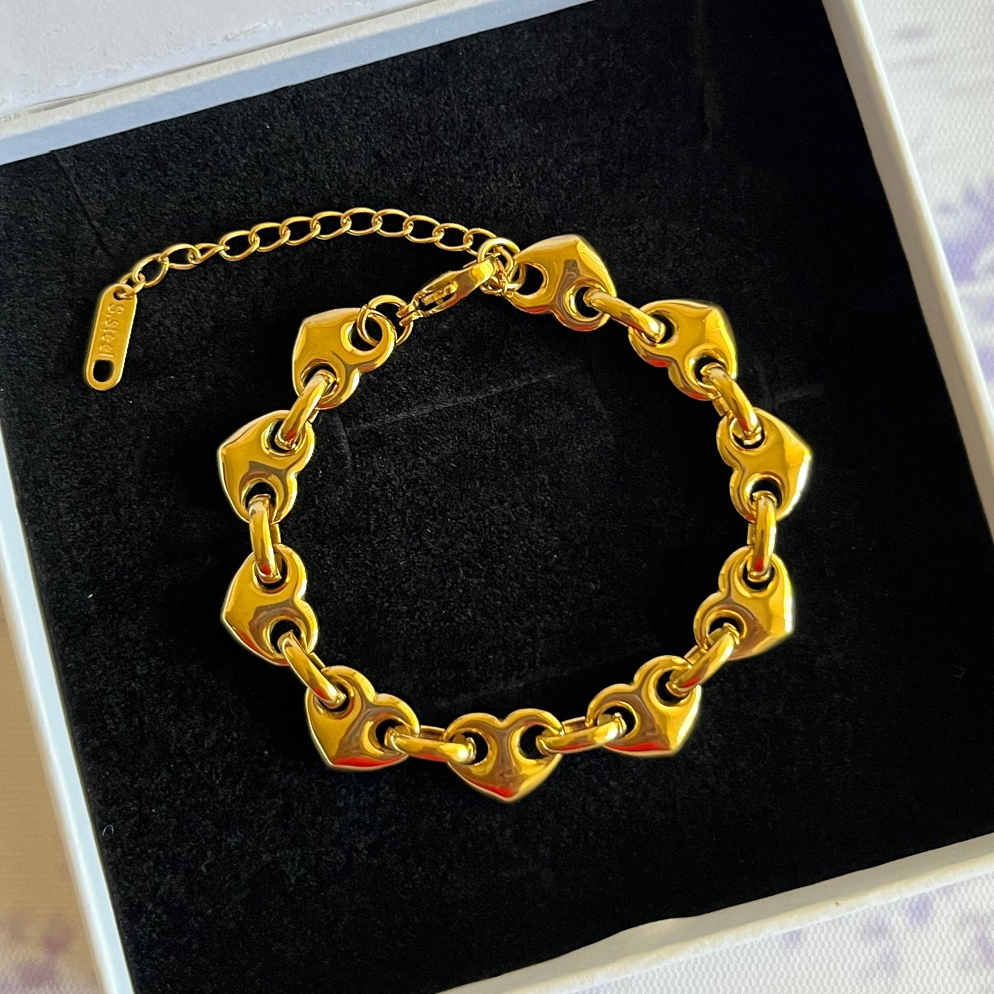 Luxe Heart Link Bracelet