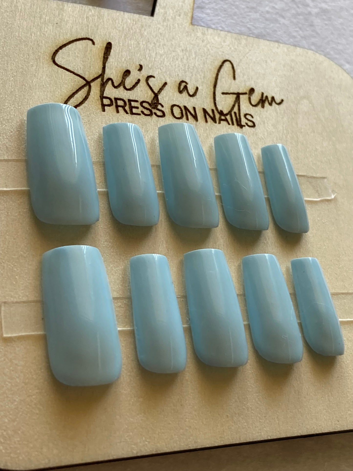 Aqua Aura-Press on Nails