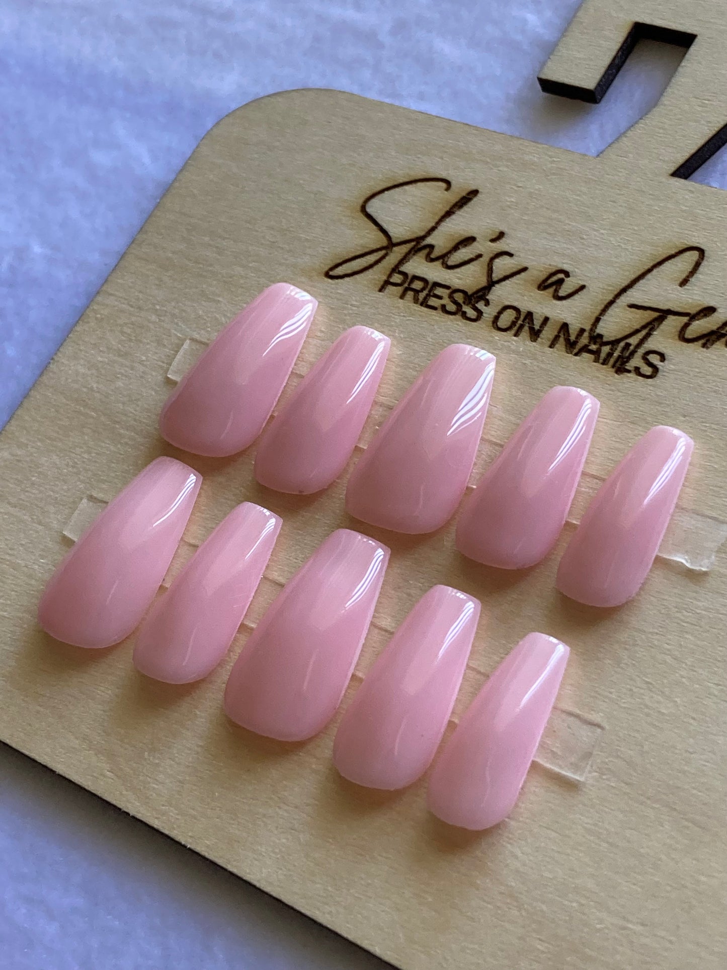 Pink Whisper-Press on Nails